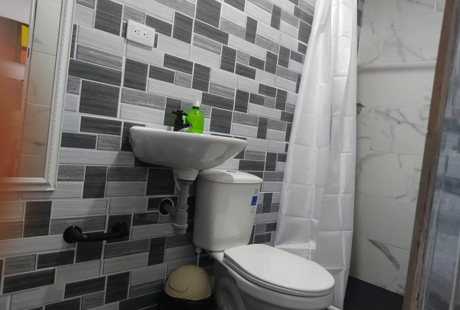 Guest house A Habitacion Con Bano Privado Bogota