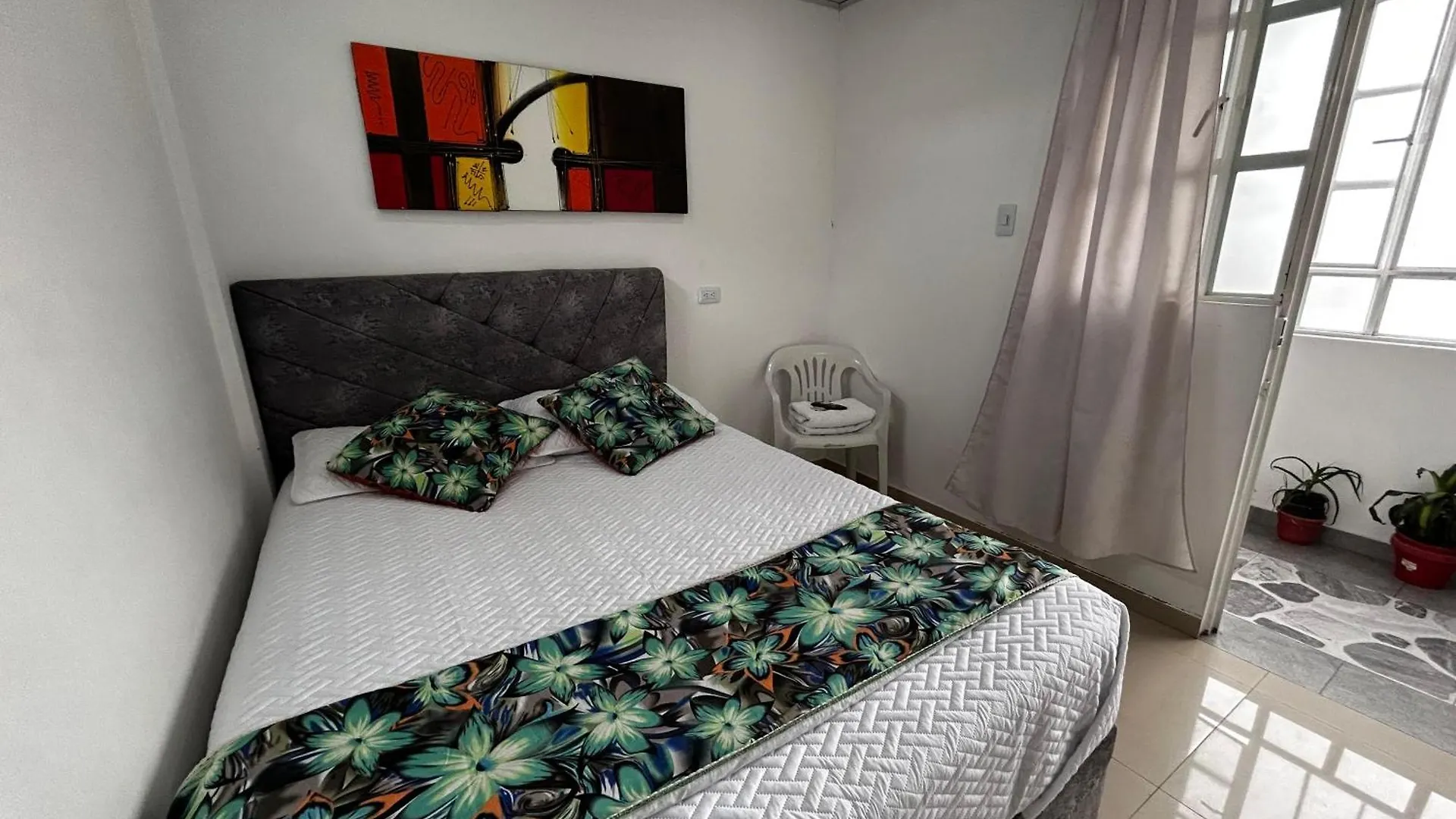 Penzion A Habitacion Con Bano Privado Bogotá